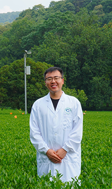 猛烈顶弄H禁欲老师h春潮视频